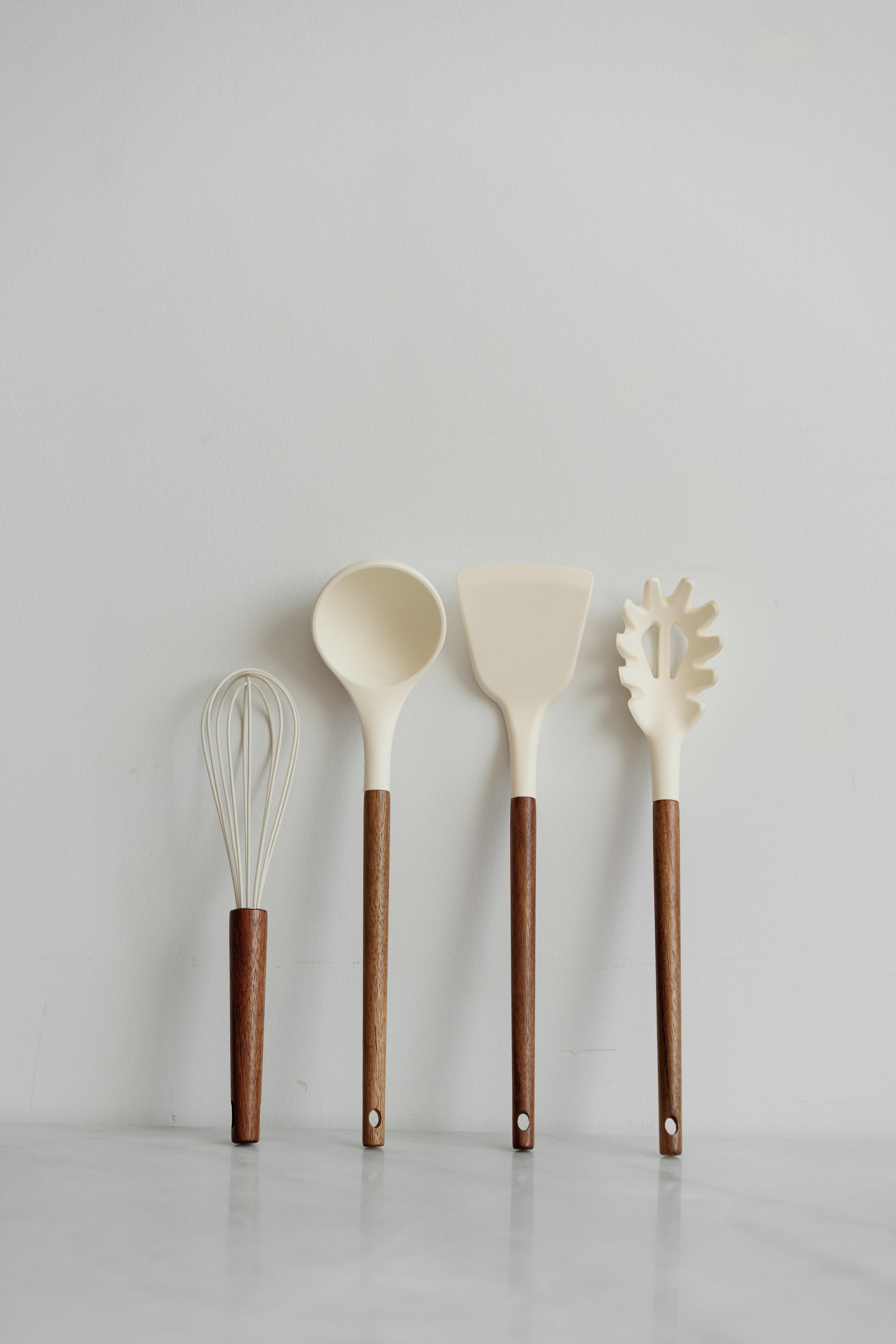 Helen 4'lü Akasya Saplı Krem Silikon Kaşık Seti