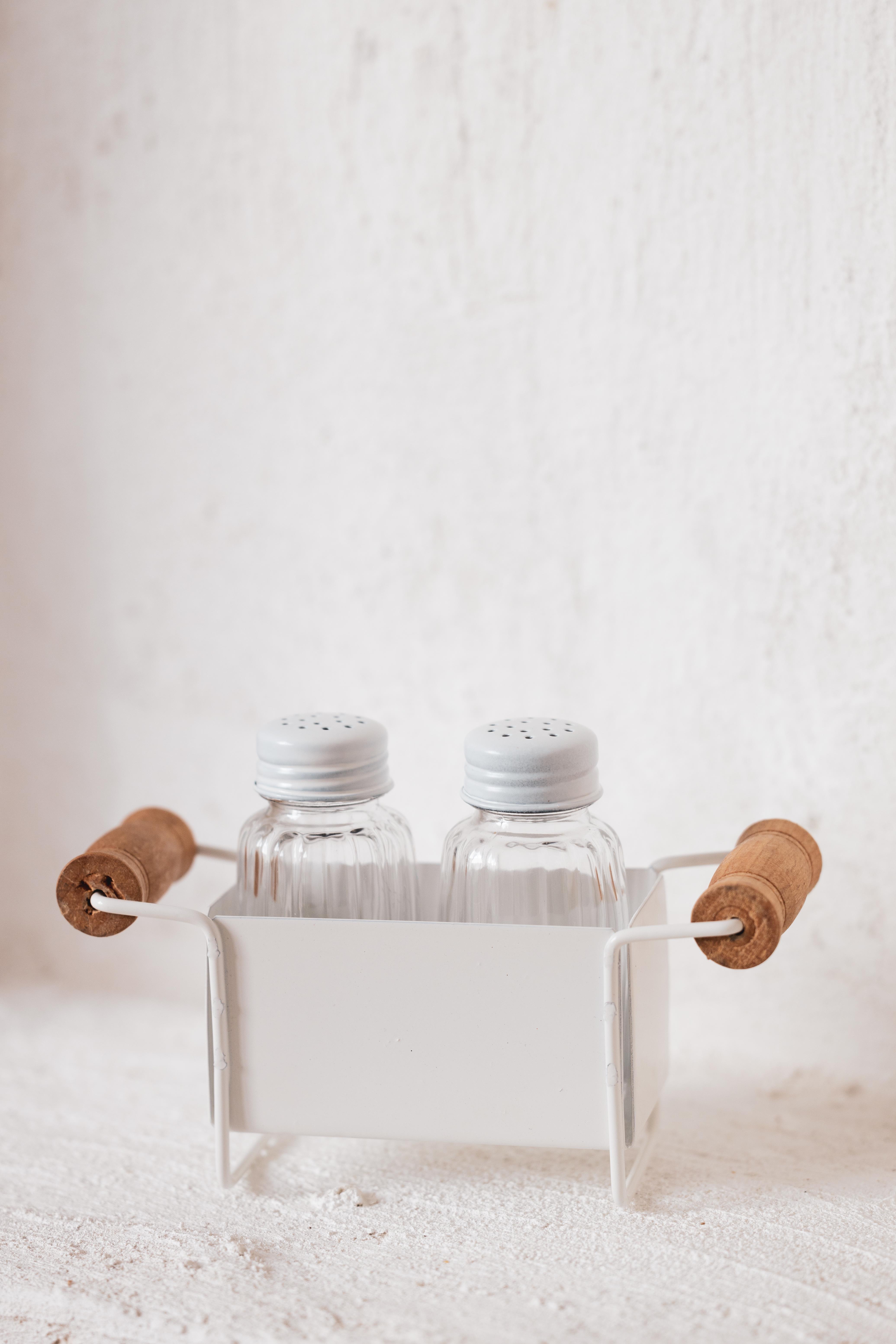 Standlı Tuzluk-Biberlik Seti