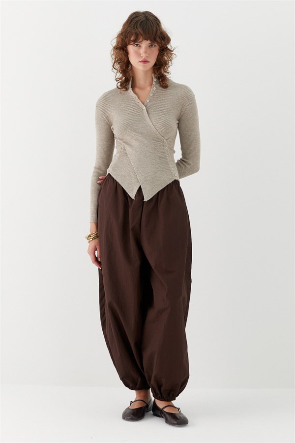 Belden Düğmeli Kazak Vizon