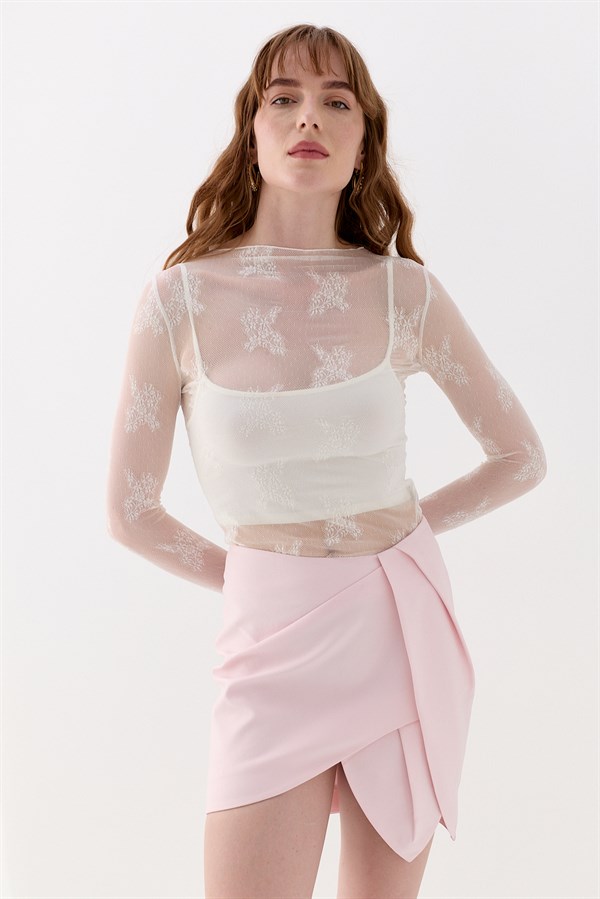 Dantelli Parmak Detaylı Body Ekru