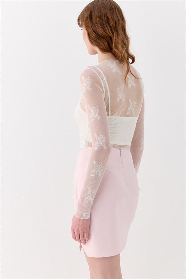 Dantelli Parmak Detaylı Body Ekru