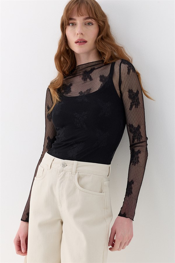 Dantelli Parmak Detaylı Body Siyah