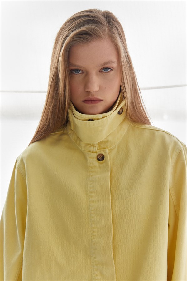 Dik Yaka Ceket Sarı