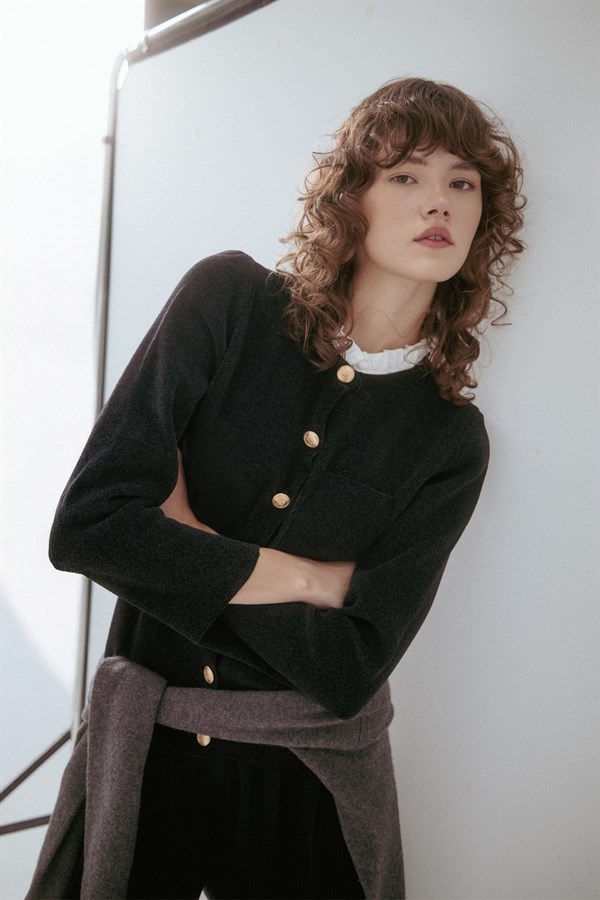 Gömlek Yaka Tek Cepli Hırka Siyah