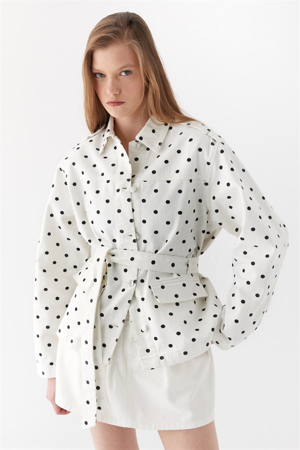 Kemerli Puantiyeli Oversize Ceket Beyaz