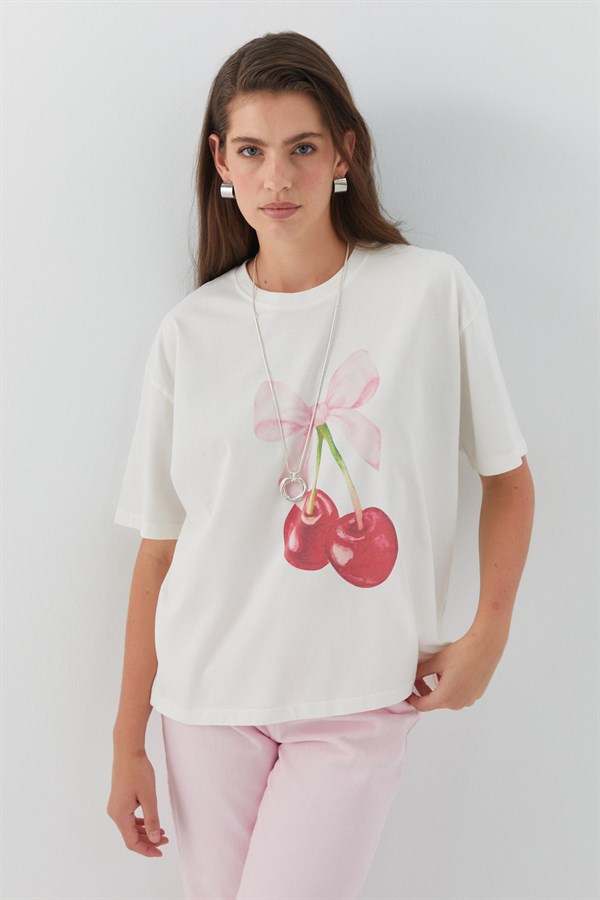 Kiraz Desenli T-Shirt Ekru