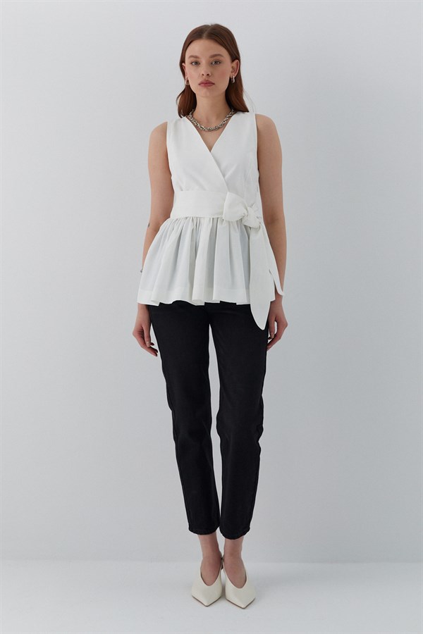 Kuşak Bağlamalı Kolsuz Bluz Beyaz