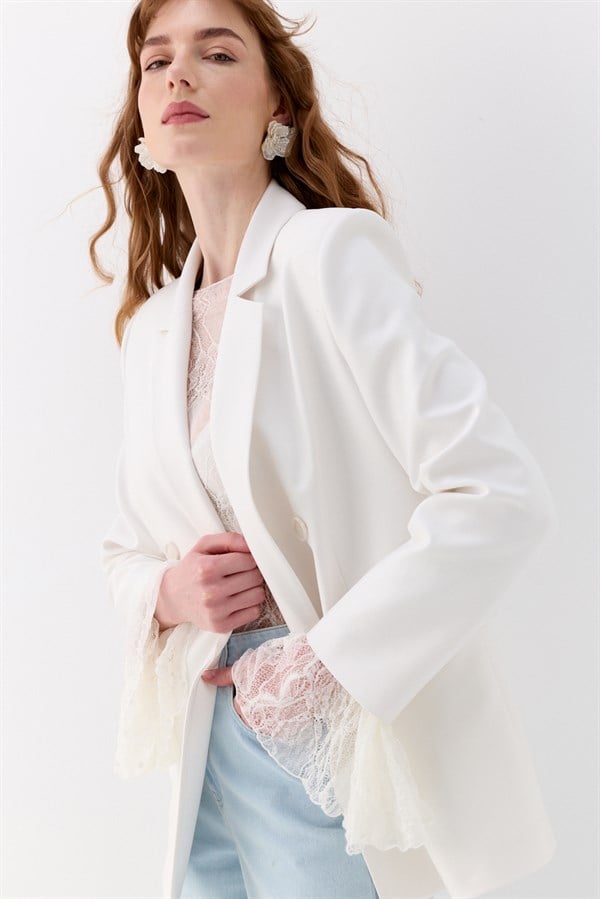 Kuşak Detaylı Blazer Ceket Ekru