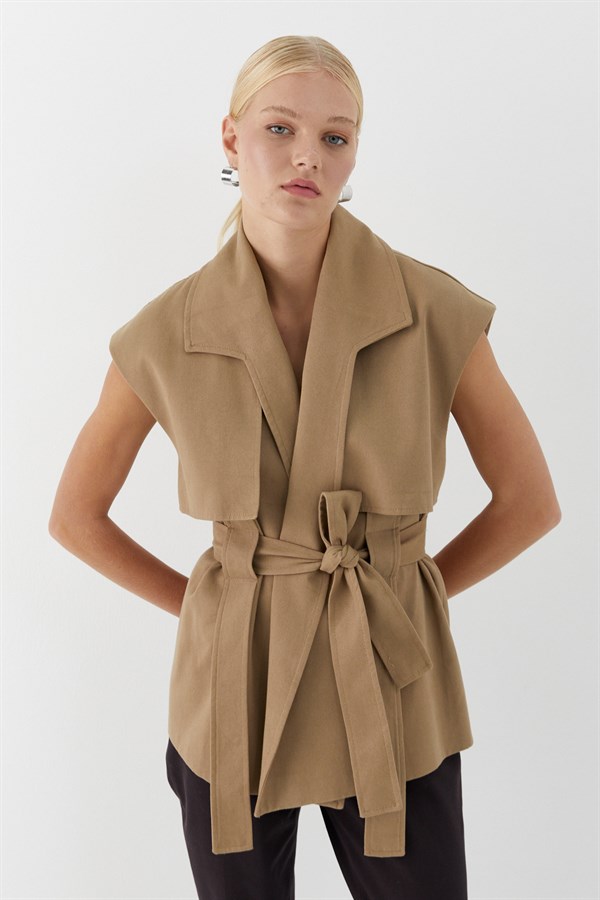 Kuşaklı Uzun Yelek Bej