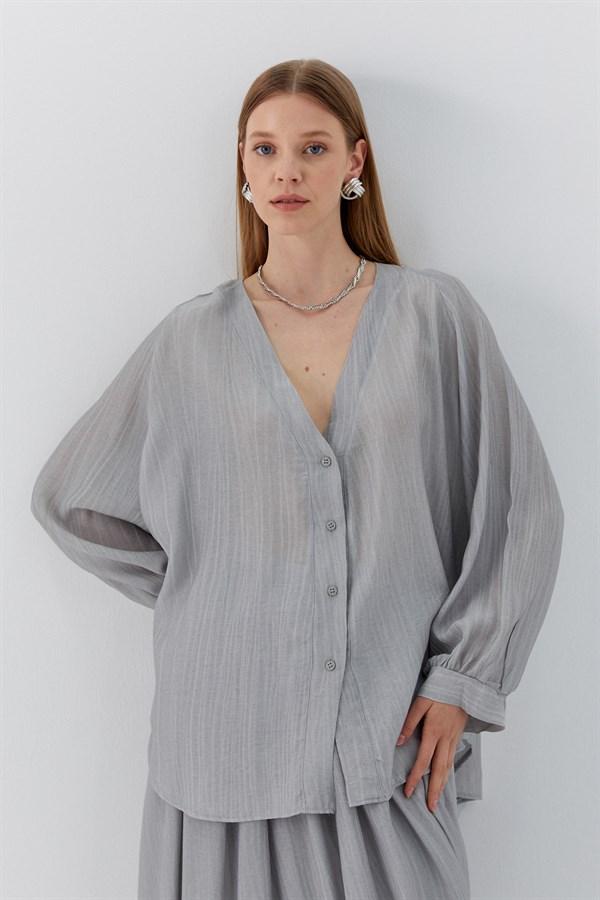 Oversize V Yaka Gömlek Gri