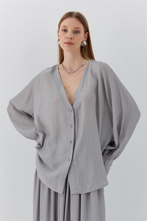 Oversize V Yaka Gömlek Gri