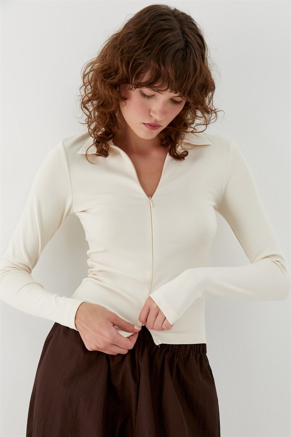 Polo Yaka Önden Gizli Fermuarlı Bluz Ekru