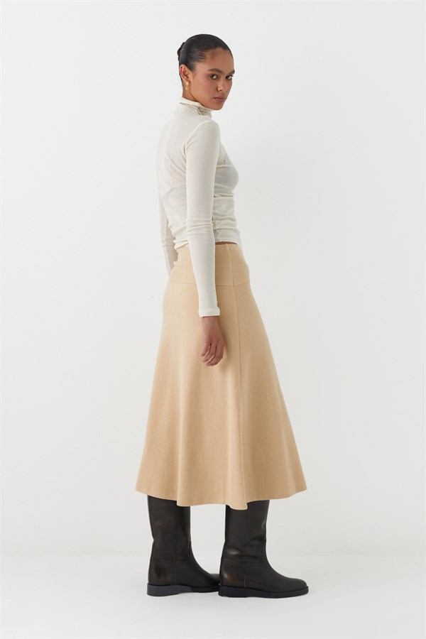 Triko Görünümlü Örme Etek Krem