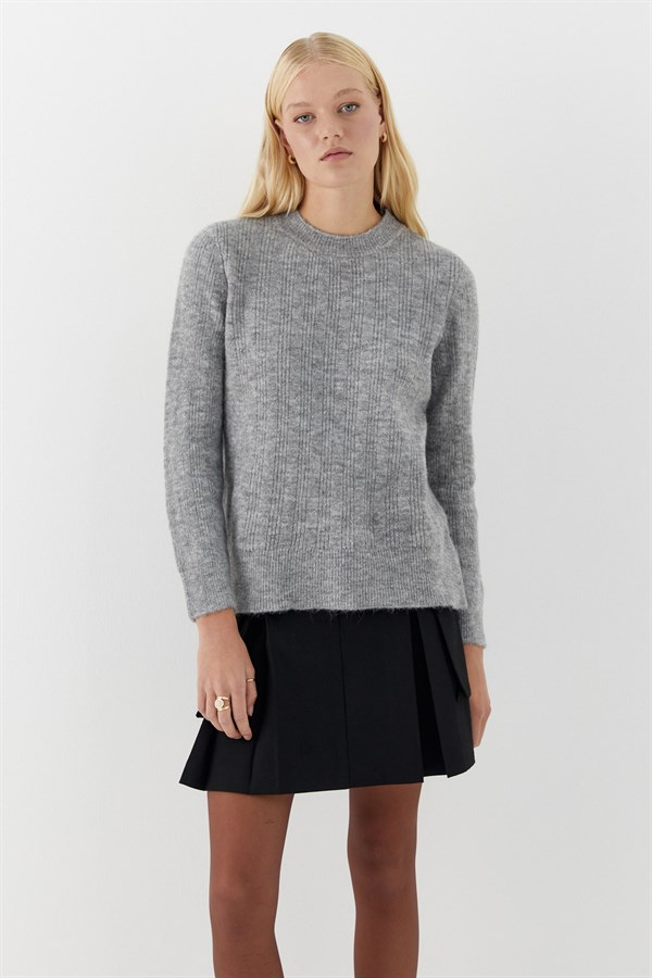 Yuvarlak Yaka Triko Kazak Gri