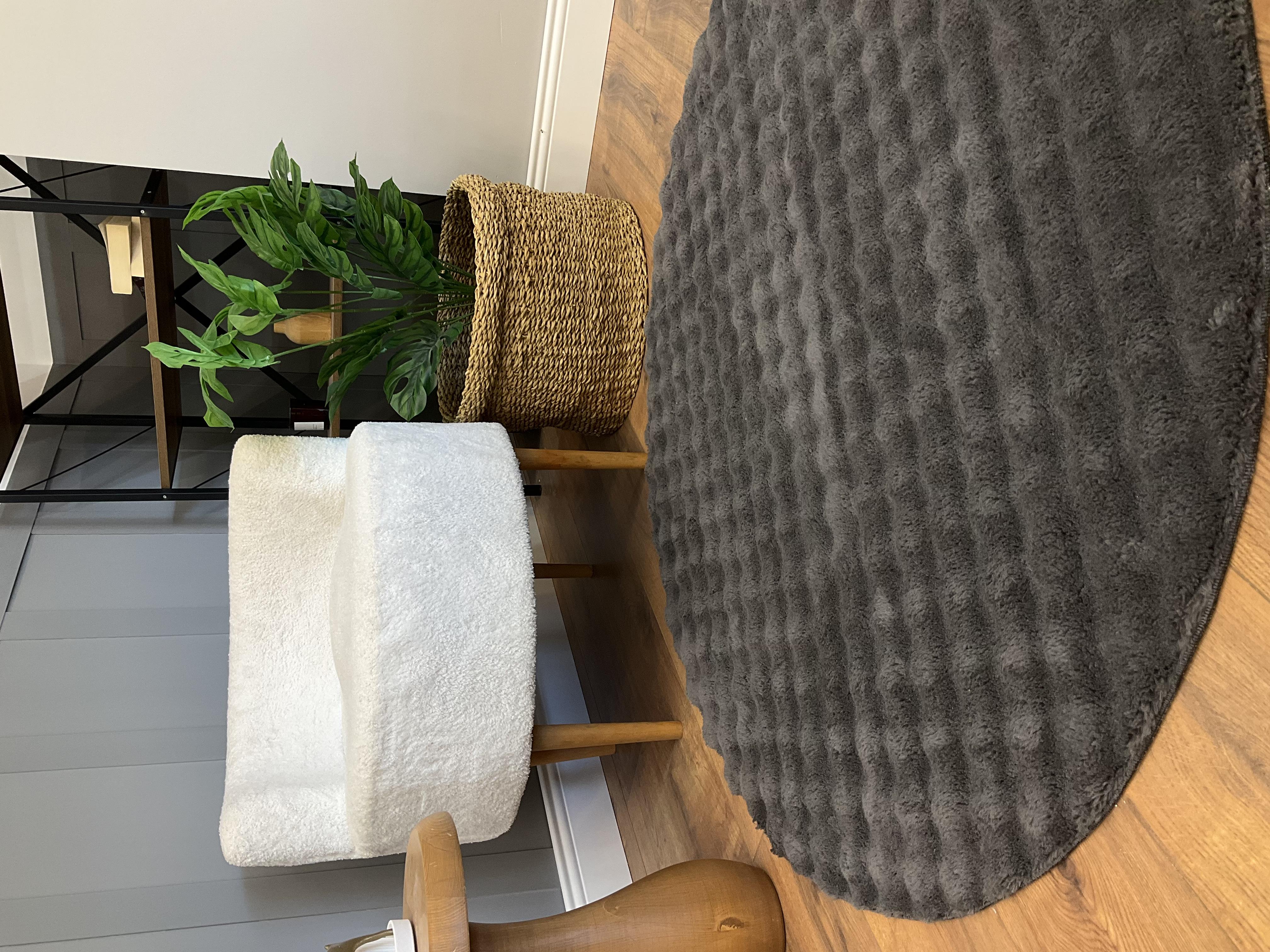 TİCİMAXSARAZ HALIBubble Tavşan Yuvarlak Post Yumuşacık Tavşan Tüyü Kaymaz Yıkanabilir Antrasit