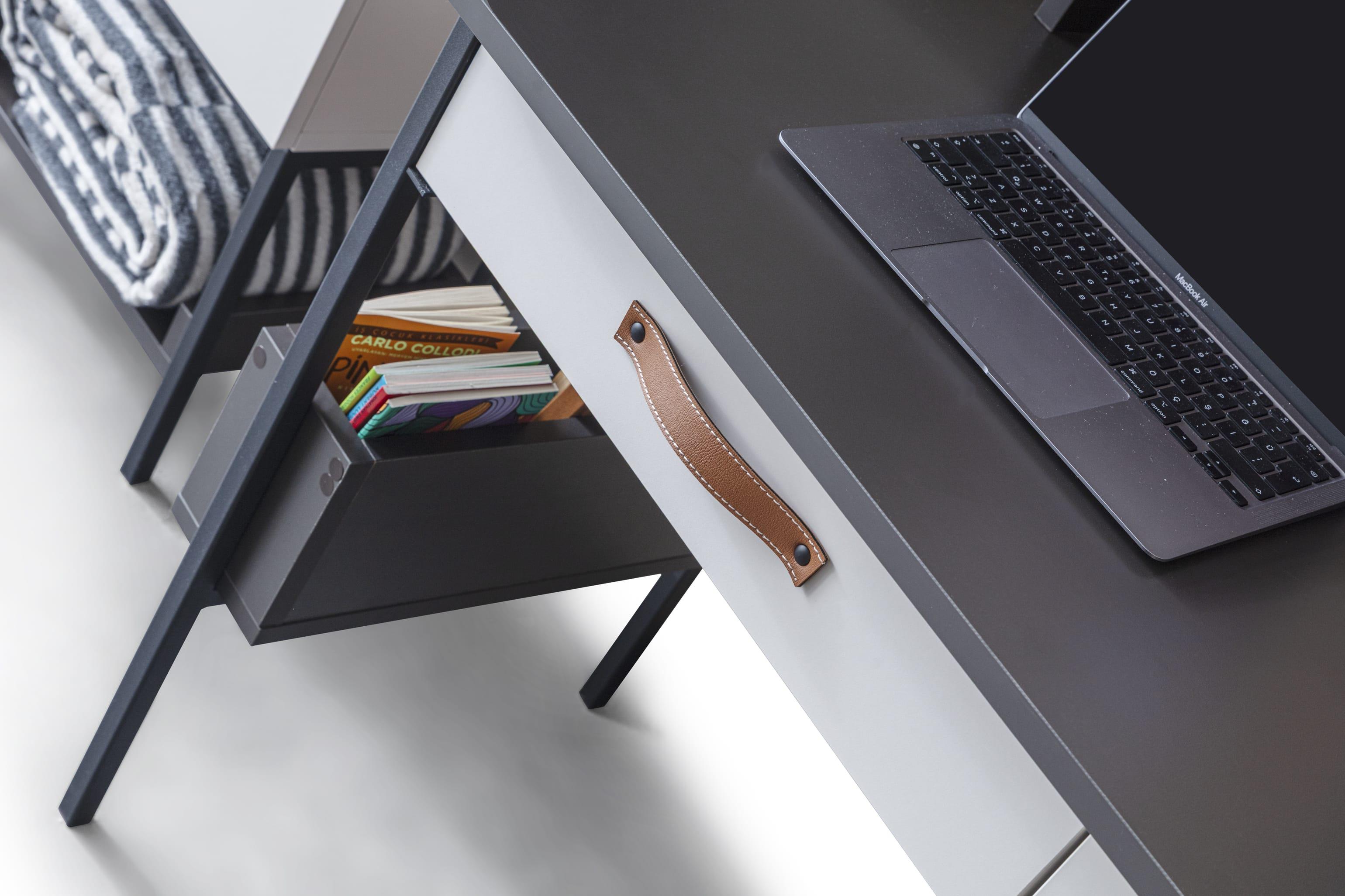 Alaska Genç Masası 