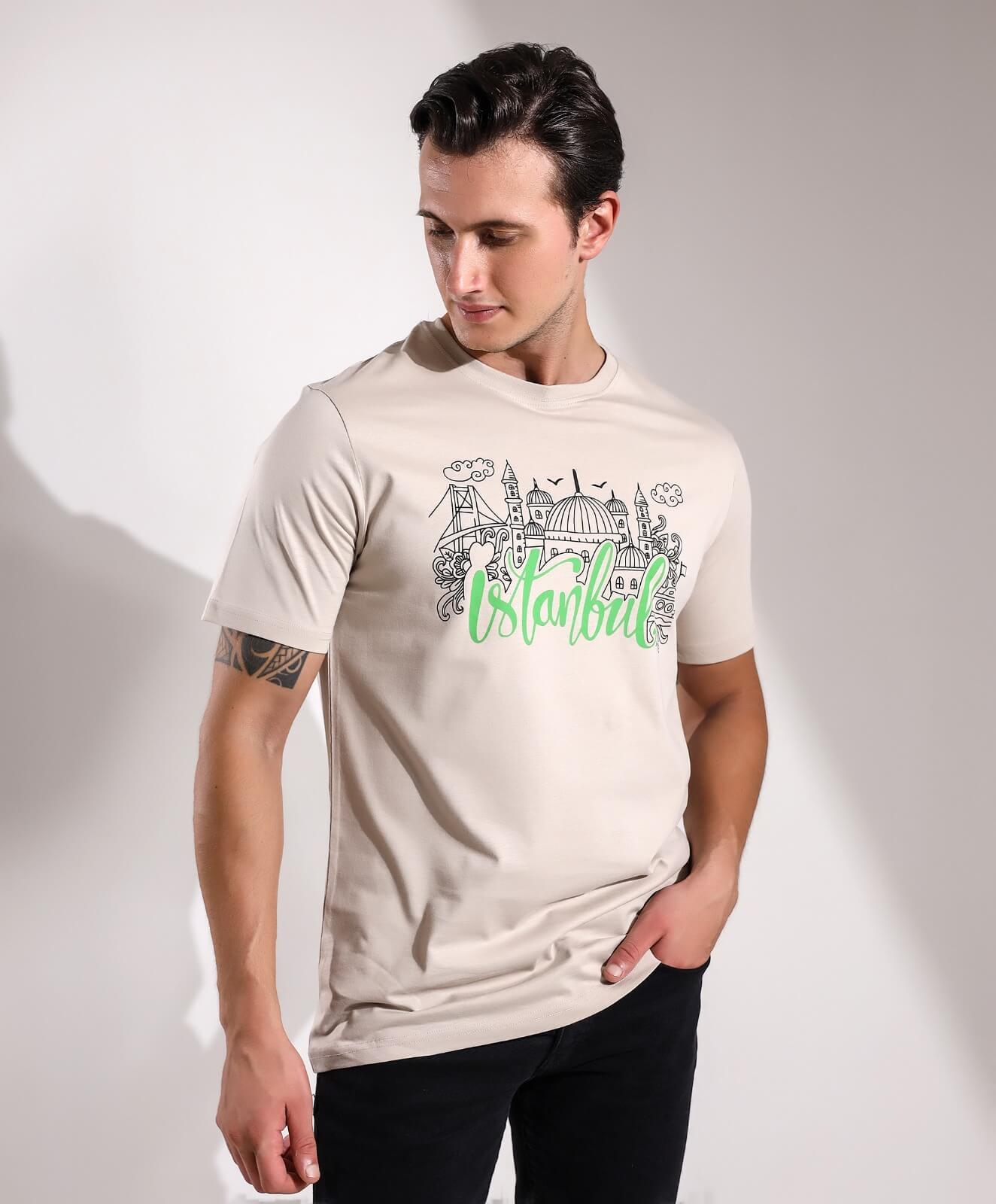 İstanbul Silüeti Baskılı Regular Kalıp T-shirt