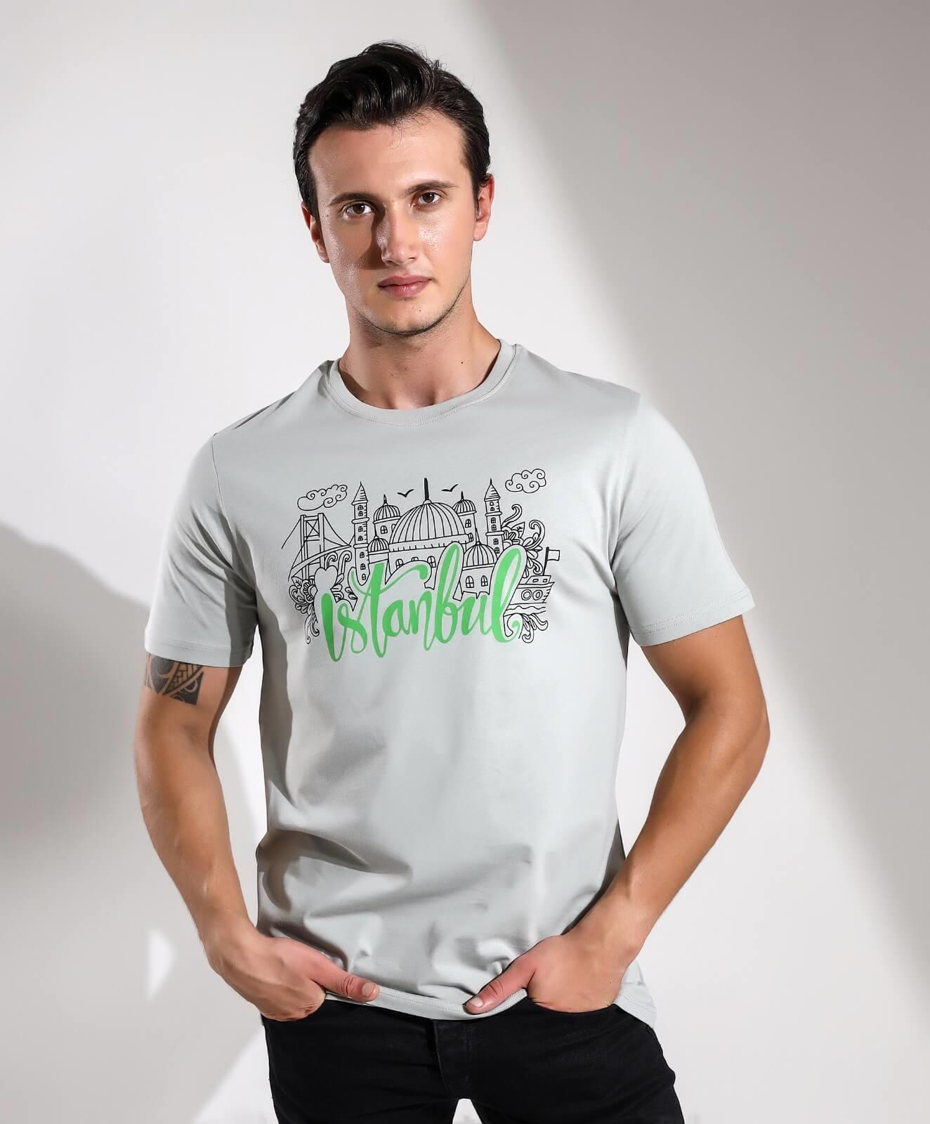 İstanbul Silüeti Baskılı Regular Kalıp T-shirt