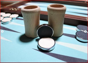 AMavi Zemin Beyaz Siyah Üçgen S.Deri El Yapımı Tavla