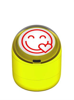 Gülen Emoji Kalp Motivasyon Kaşesi 22mm Yuvarlak