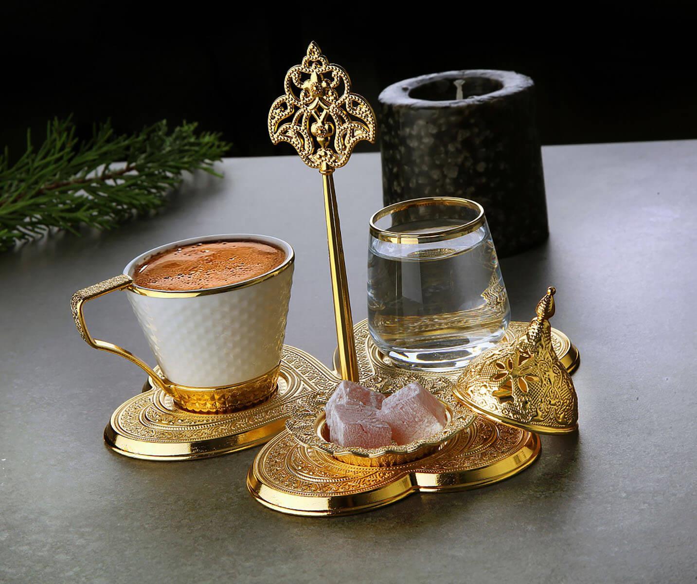 Selçuklu Damat Sunum Takımı-Gold Teknobutik.com'da