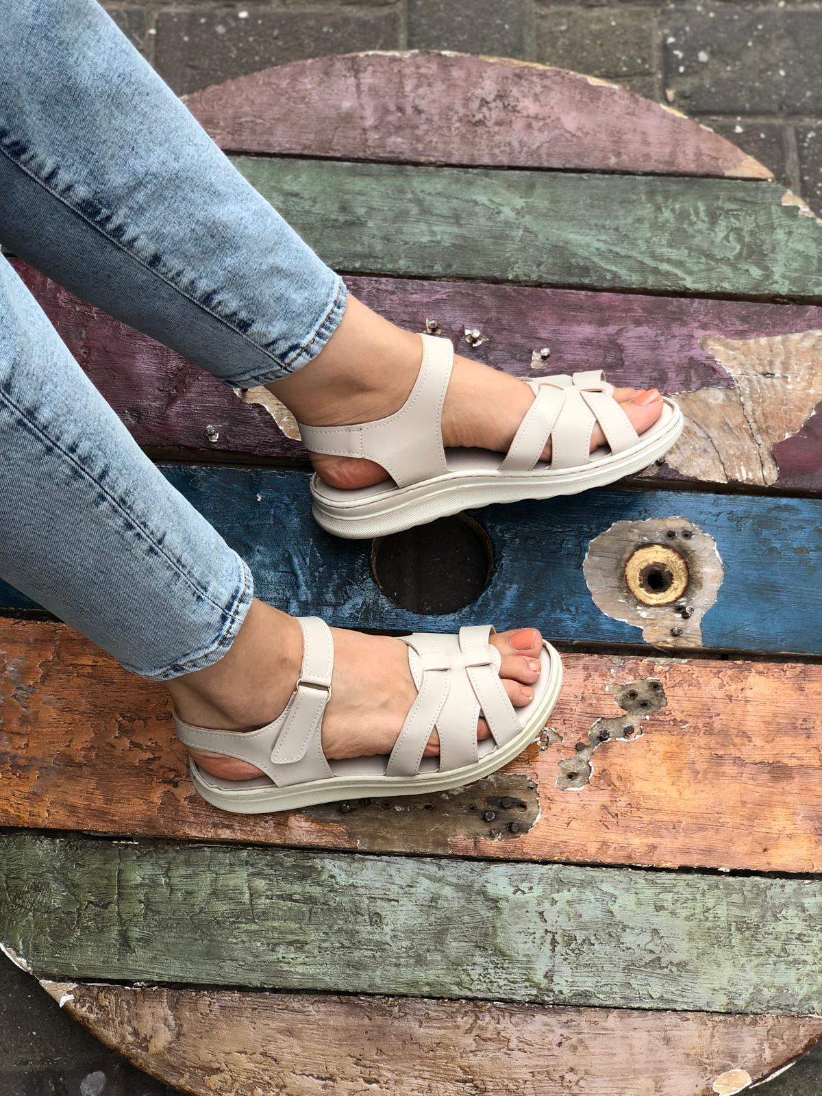 Buğra erol özel tabanlı sandalet mila