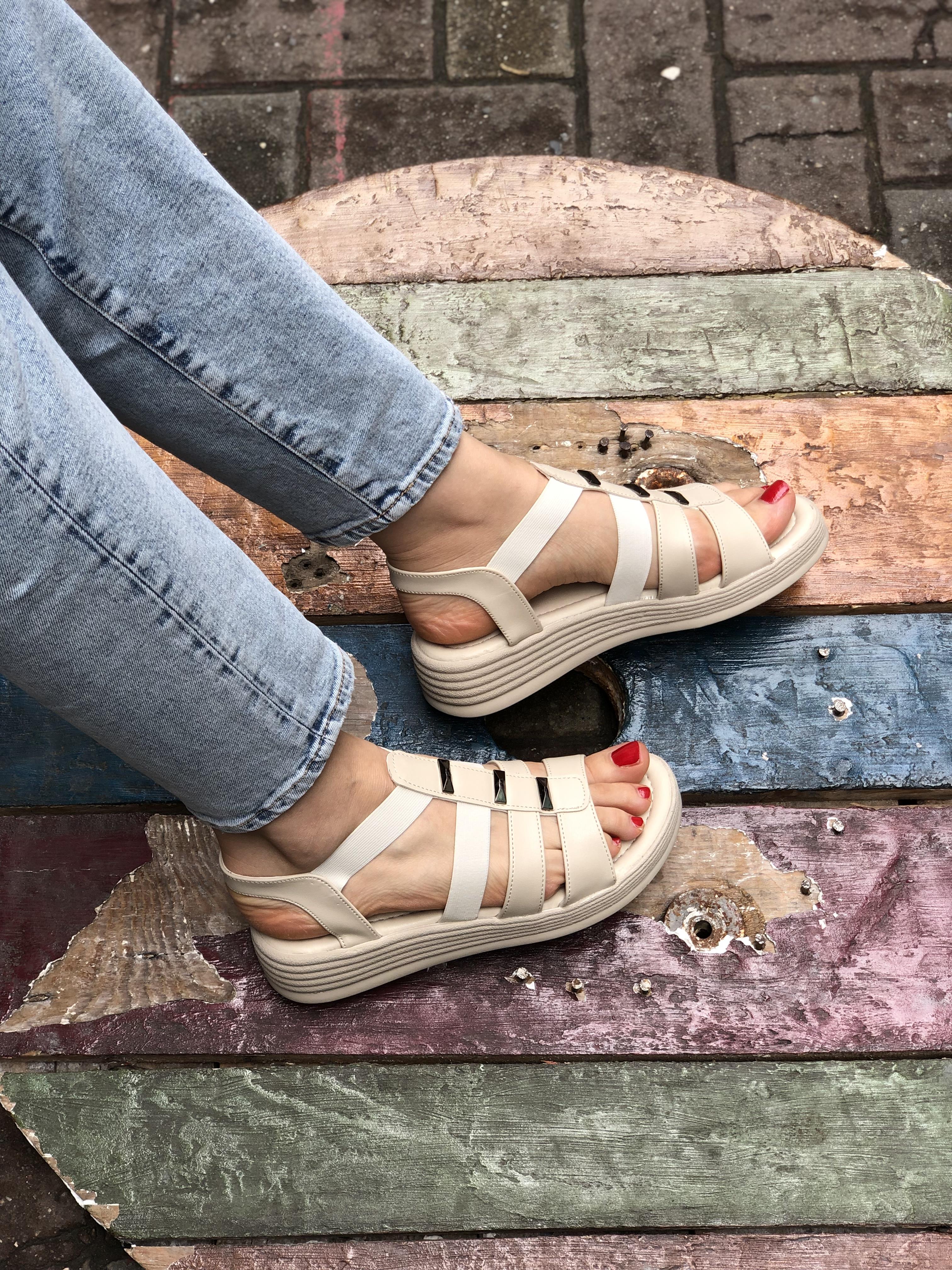 Buğra erol özel tabanlı sandalet tenilk