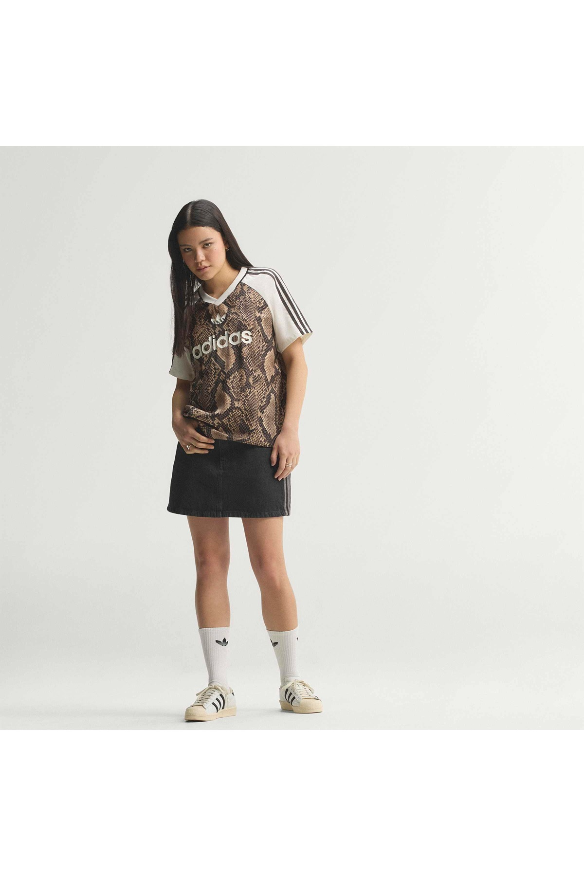 adidas Kadın Forma SNAKE PRINT SATIN JERSEY KX1897
