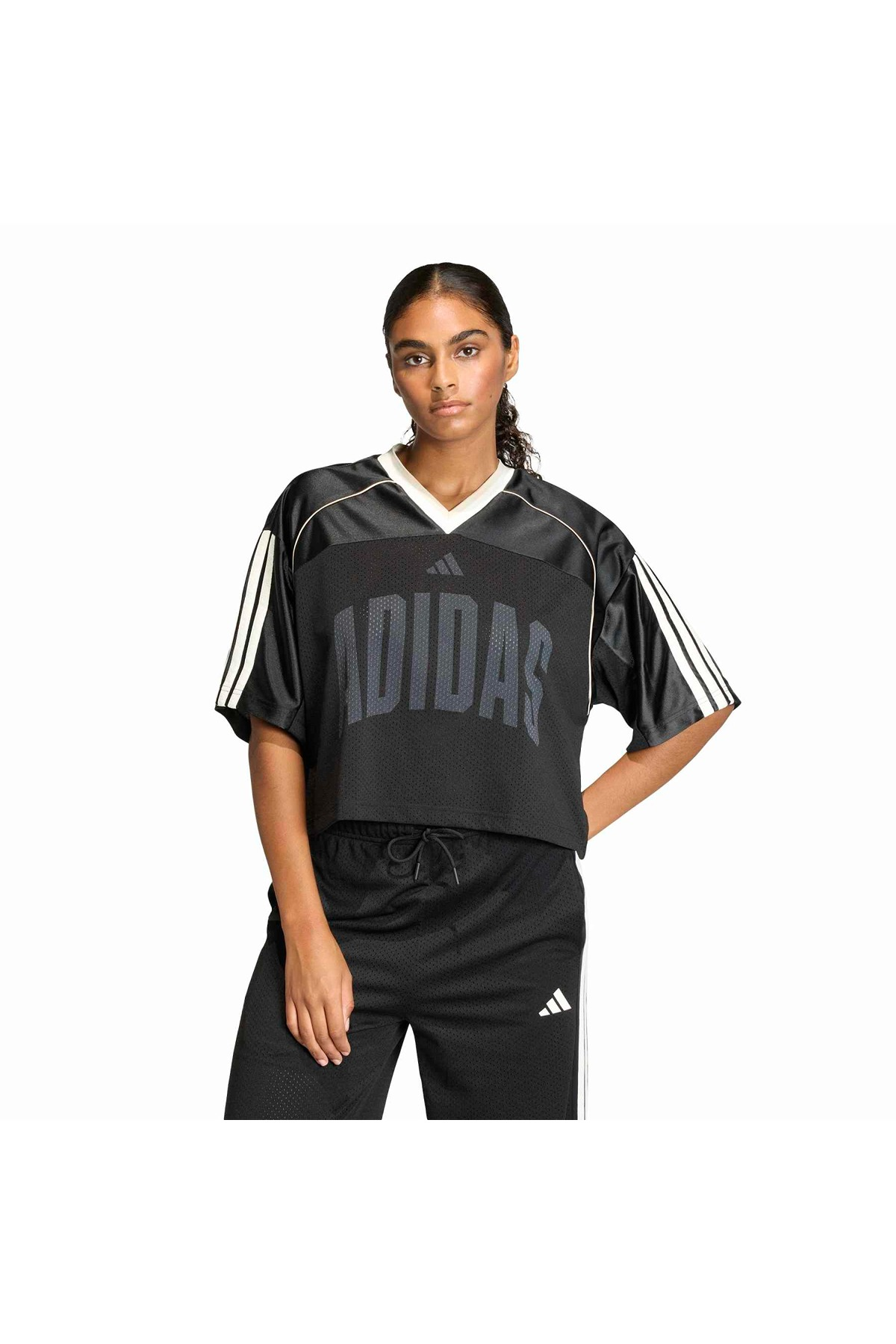 adidas Siyah  Kadın  T-shirt W STA SEAS TEE JY6971