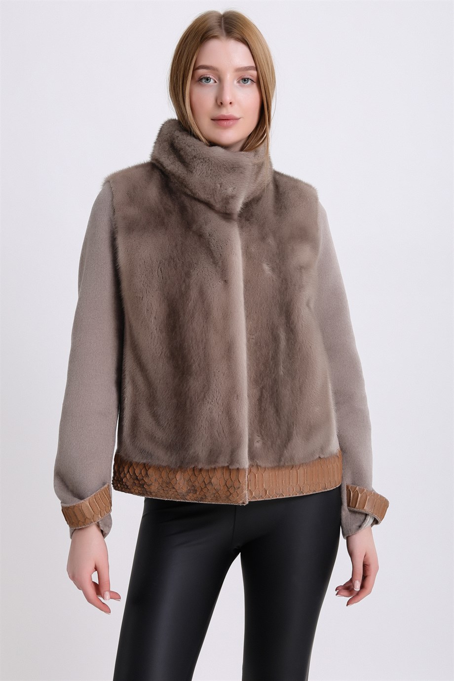 Бежевая норковая куртка с отделкой из альпаки и питона, LC Leather Club