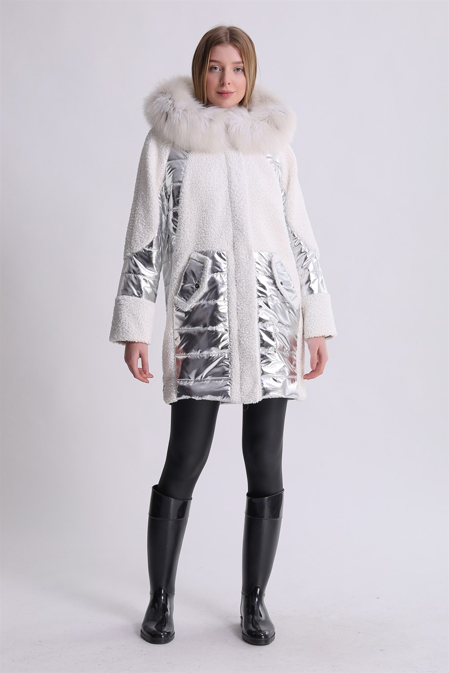 Beyaz Glam Tilki Aksesuarlı Puffer Kaban
