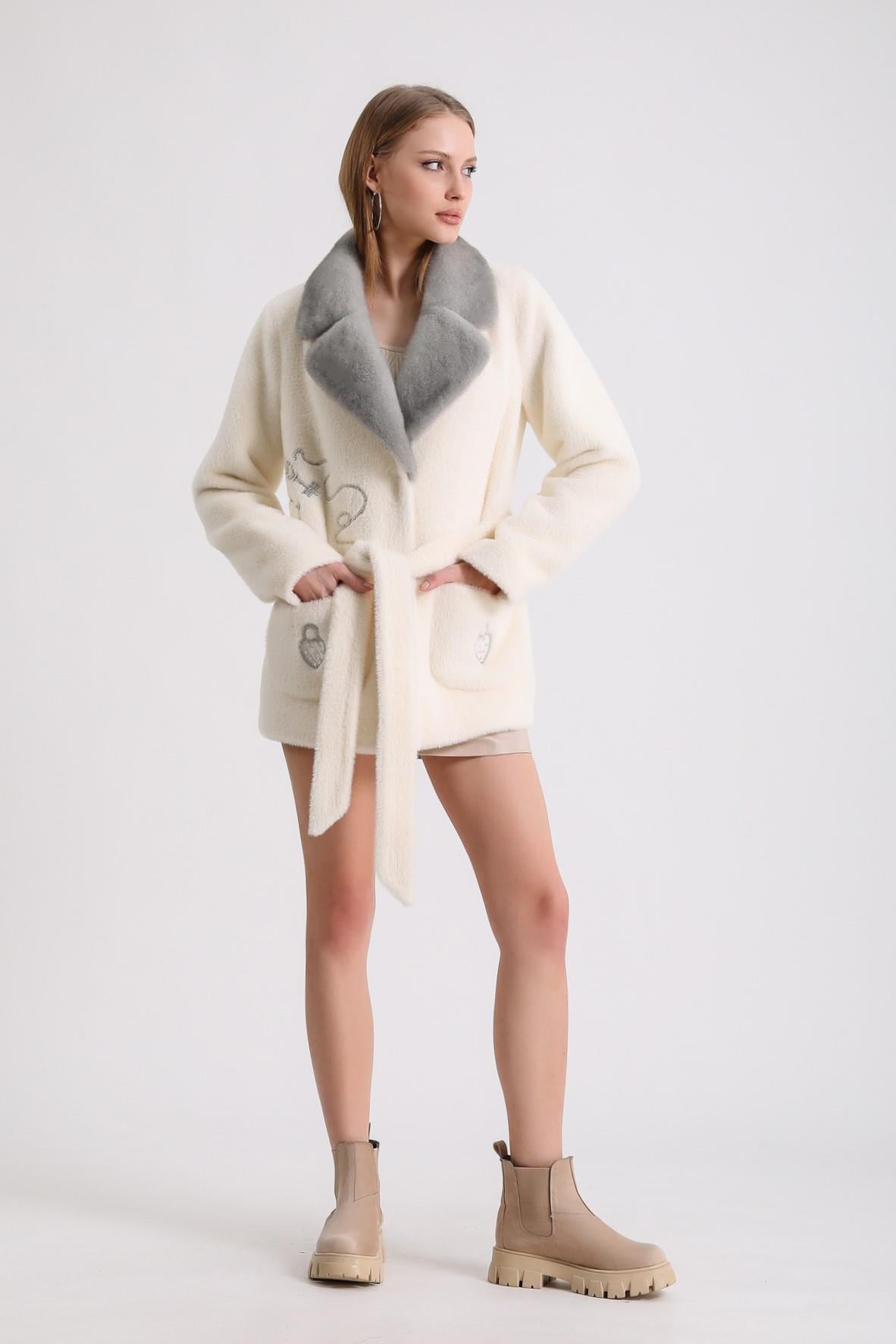 Серое шерстяное пальто с белой норковой отделкой и вышивкой, LC Leather Club