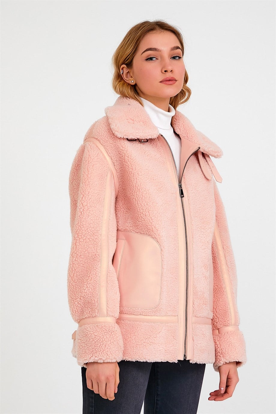 Pembe Kuzu Derisi Aksesuarlı Puffer KabanKaban