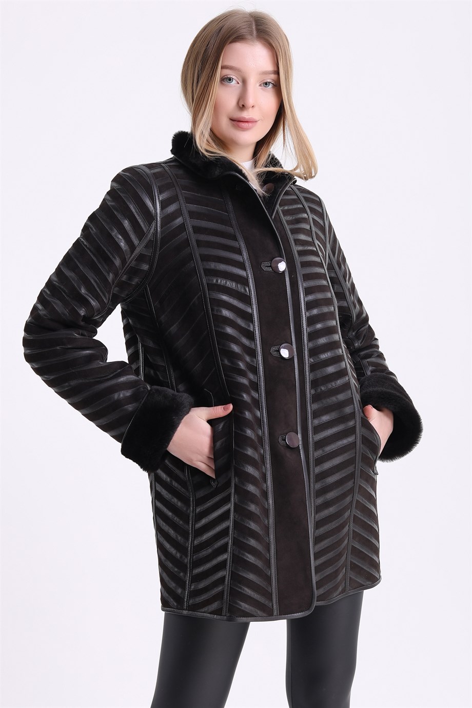 معطف من فرو الحمل أسود بوجهين, LC Leather Club