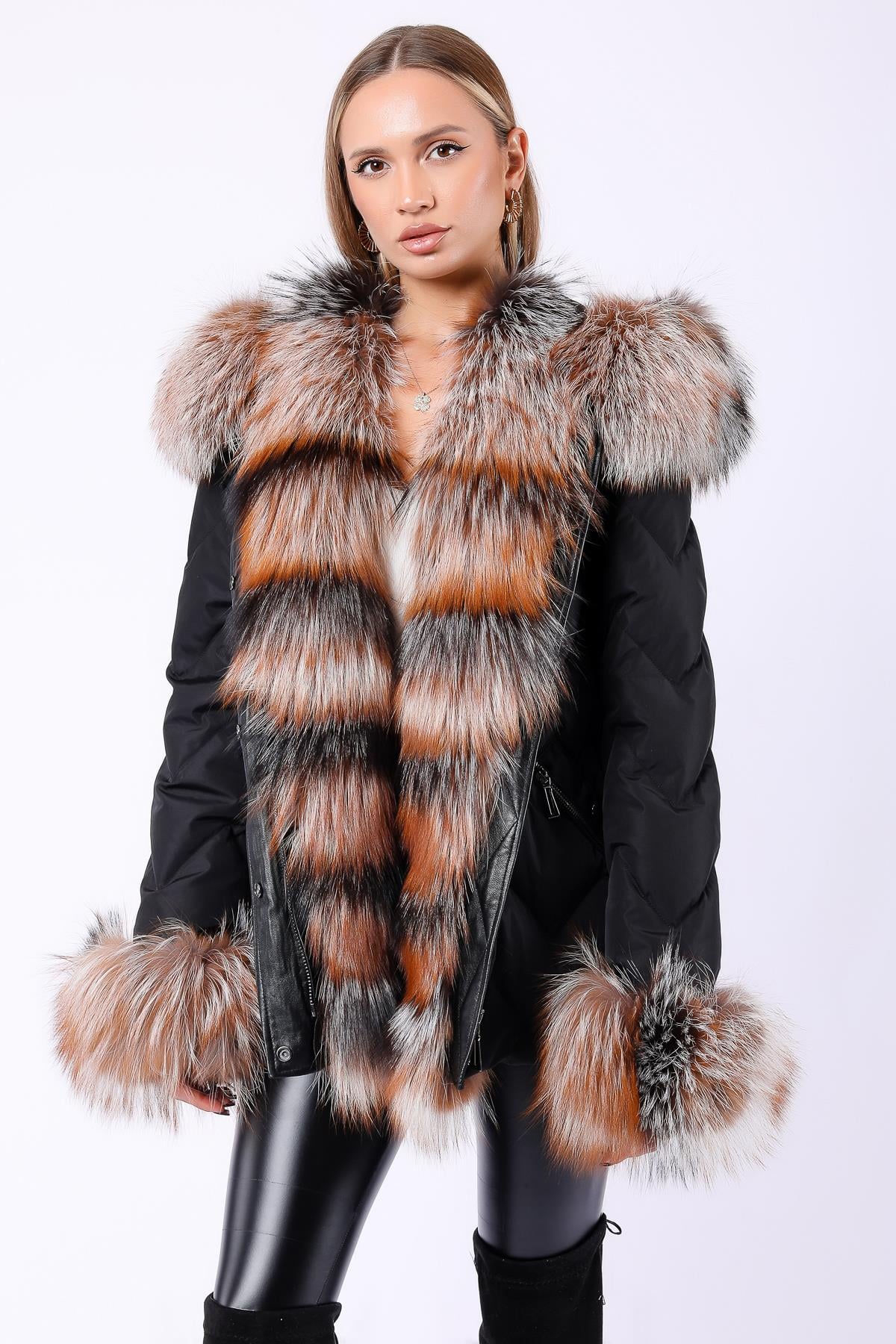 Siyah Naturel Fox Kürk Garnili Fiber Puffer KabanKaban