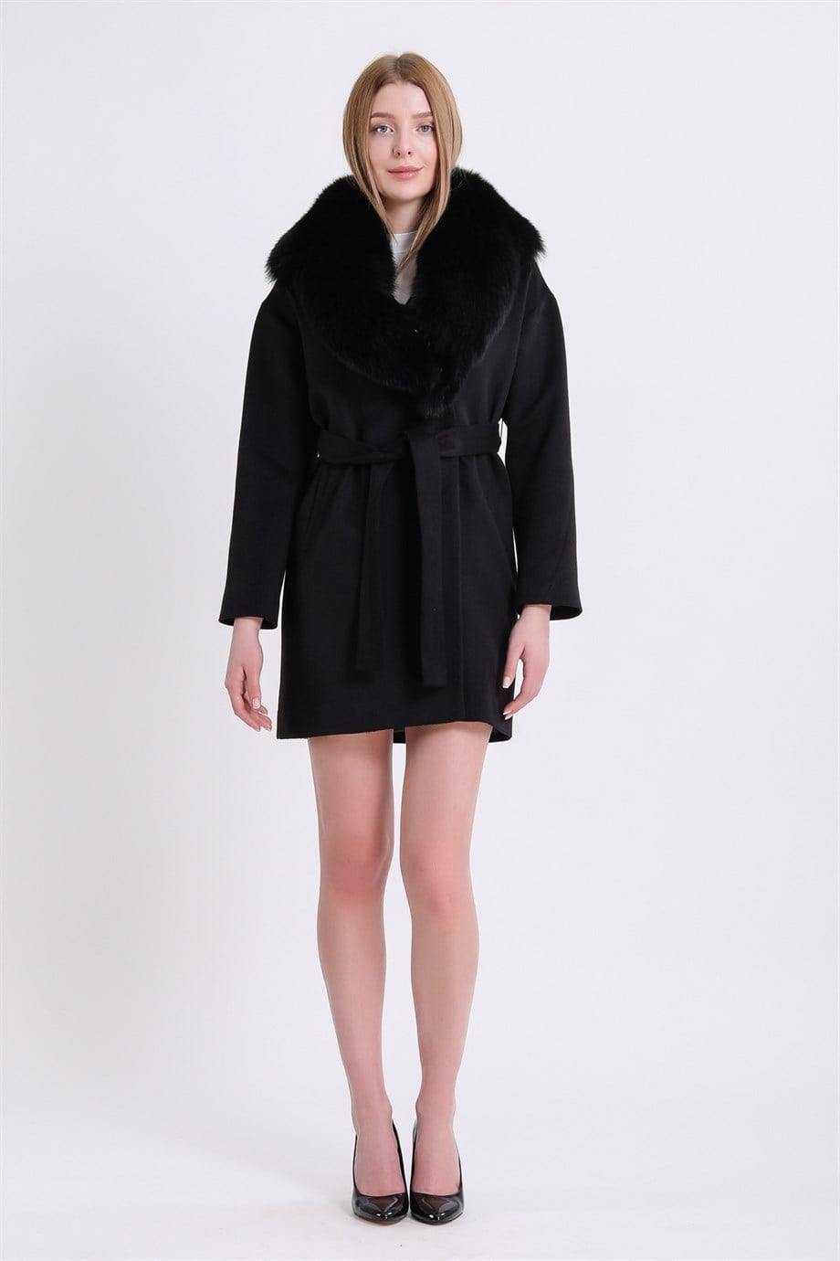 Siyah Tilki Aksesuarlı Kaşmir Kaban