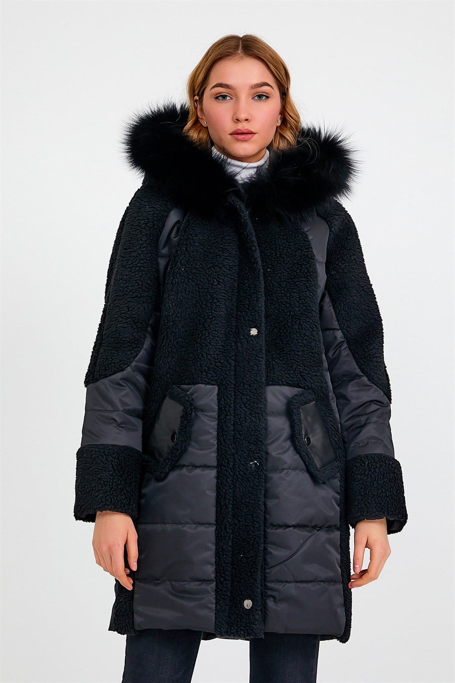 Siyah Tilki Aksesuarlı Puffer KabanKaban