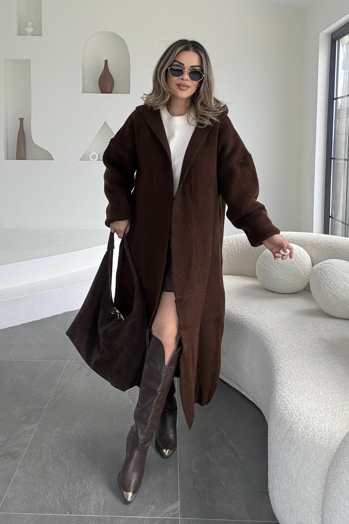Eswomes Kapüşonlu Oversize Kemerli Uzun Hırka Kahverengi