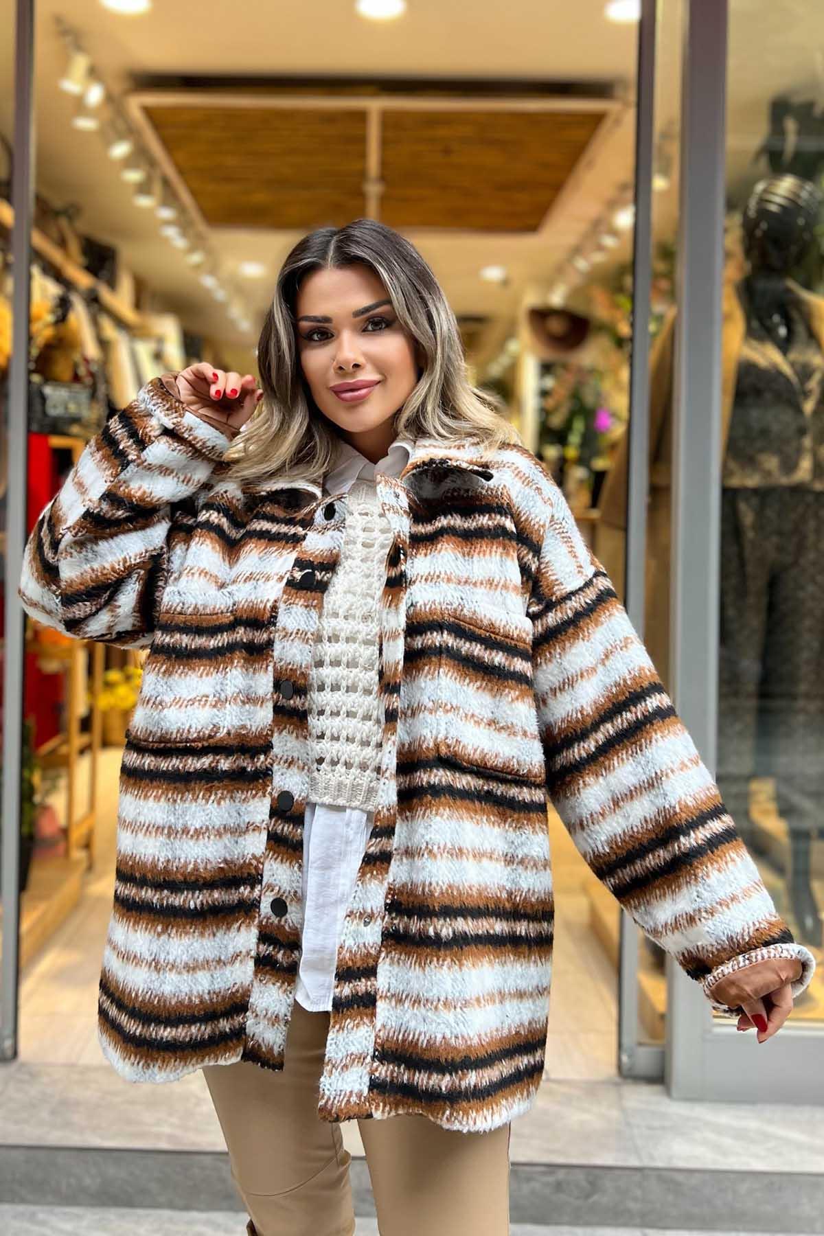 Eswomes Çıtçıylı Polo Yaka Kaşe Çizgili Ceket Kahverengi