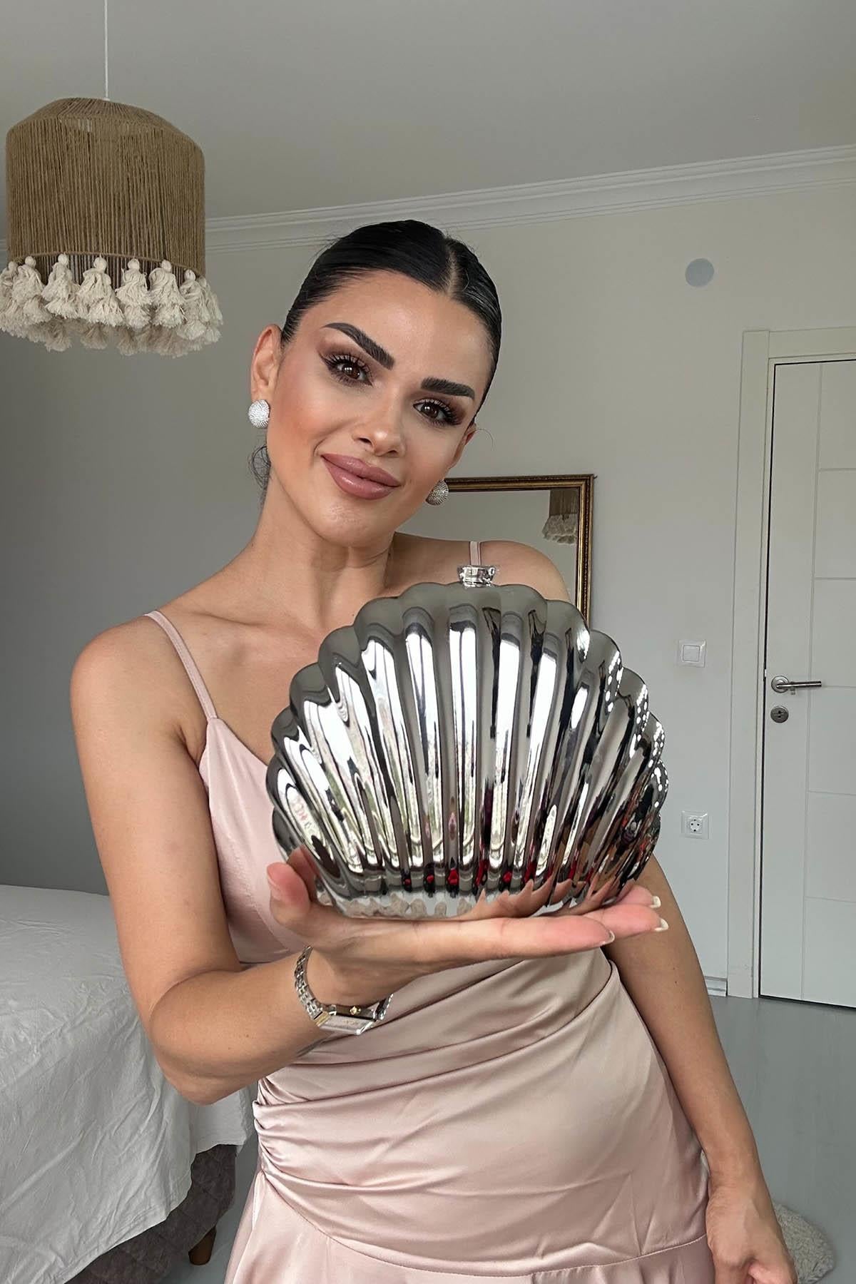 Eswomes İstiridye Model Abiye Çanta Gümüş