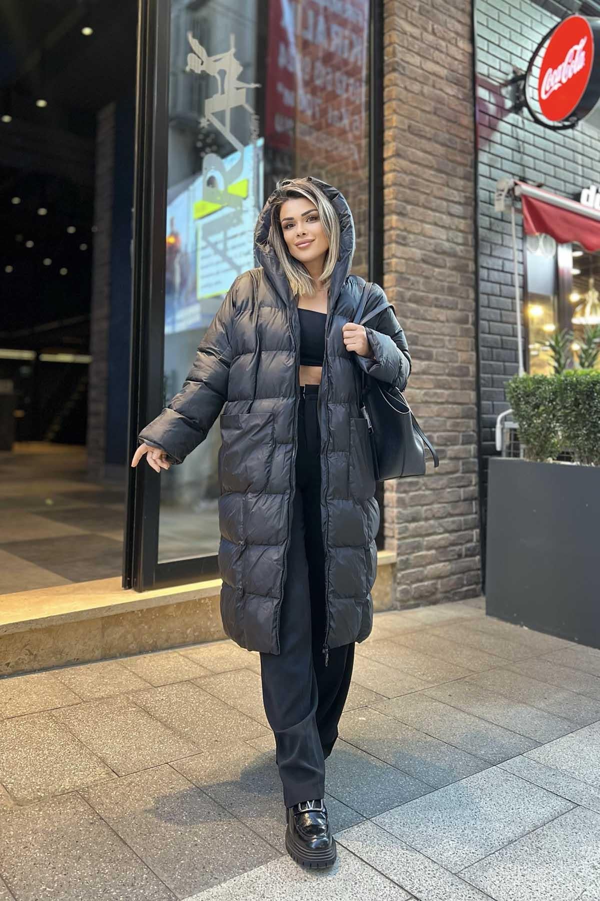 Eswomes Kapitone Uzun Şişme Mont Siyah