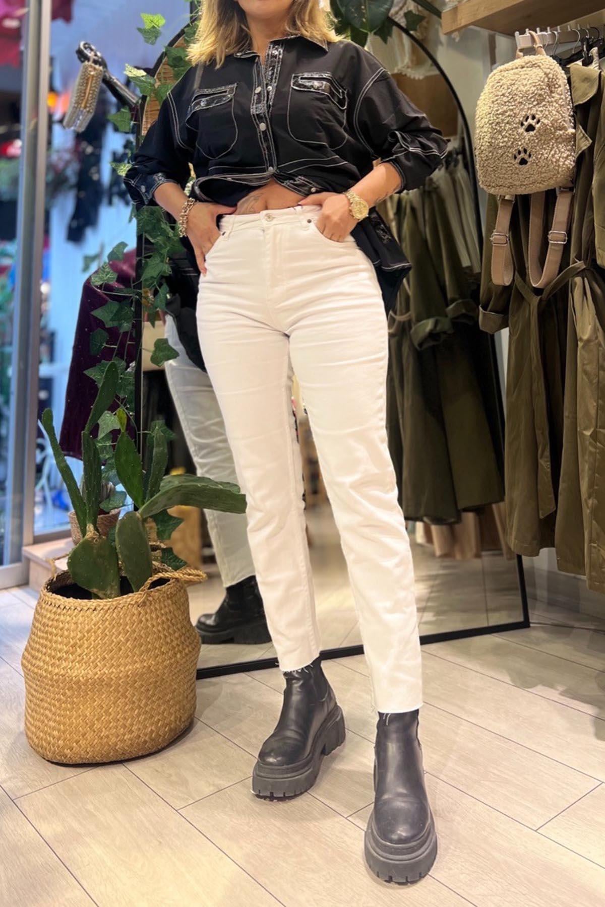 Eswomes Kesik Paça Boyfit Jean Beyaz