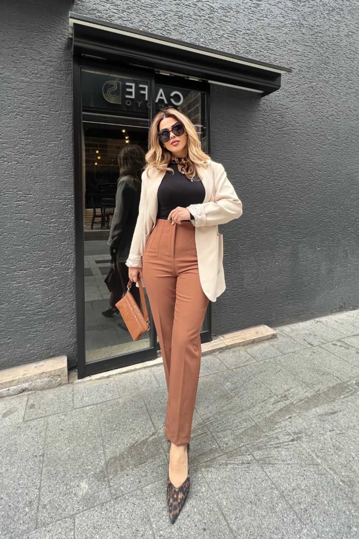 Eswomes Ütü İzli Boru Paça Klasik Kumaş Pantolon Camel
