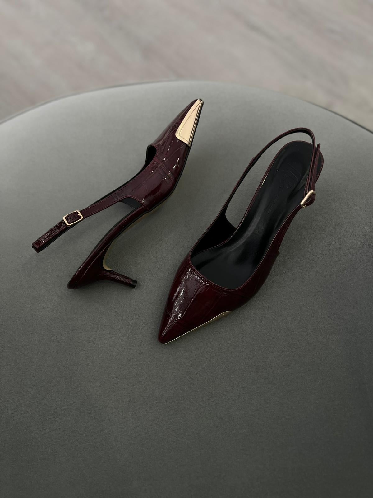 Bordo renk 5 CM topuklu şık kadın ayakkabı. 36-43 numara.