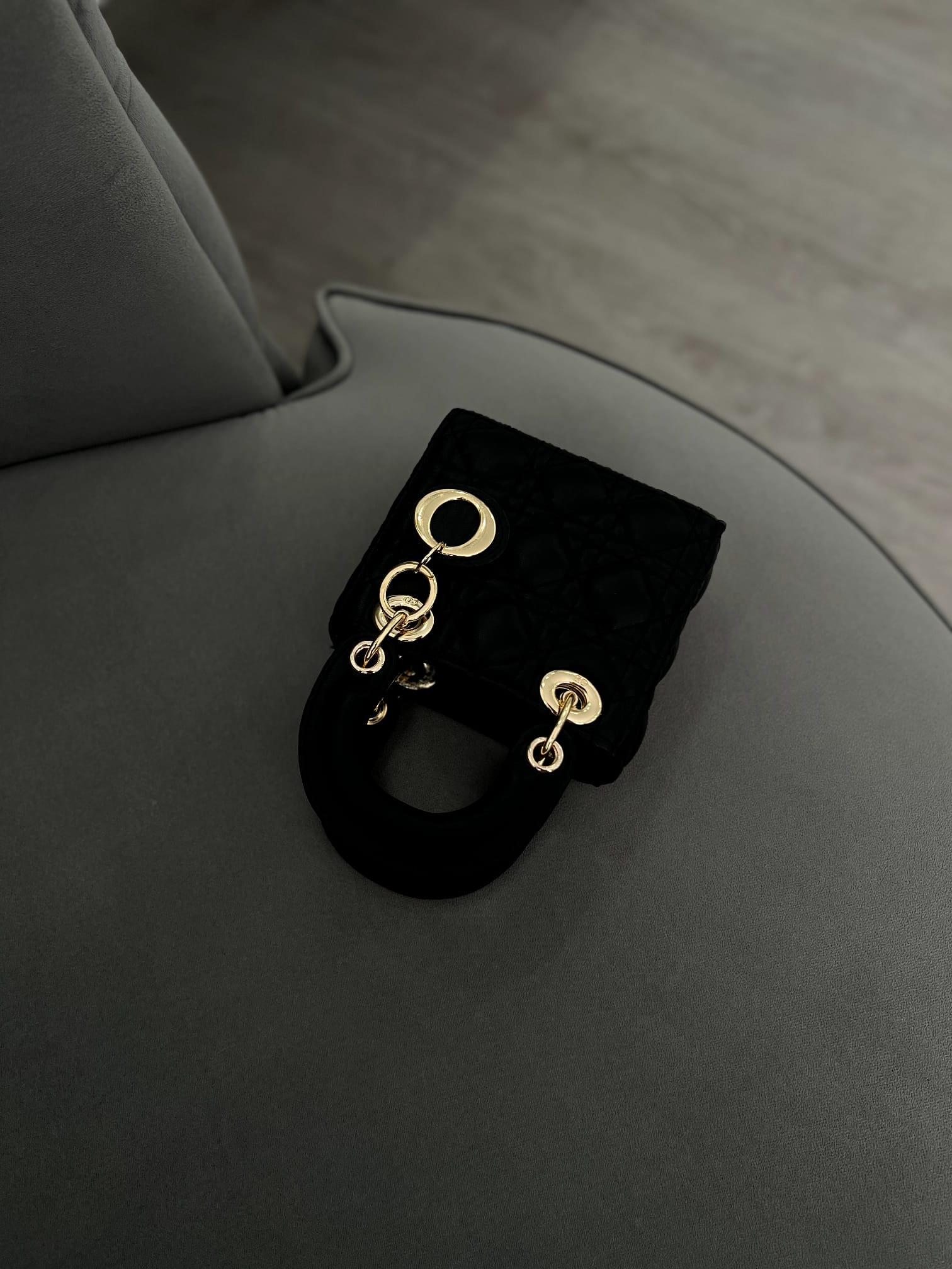 Mini Siyah  Çanta – Mat Deri Zincir Askılı