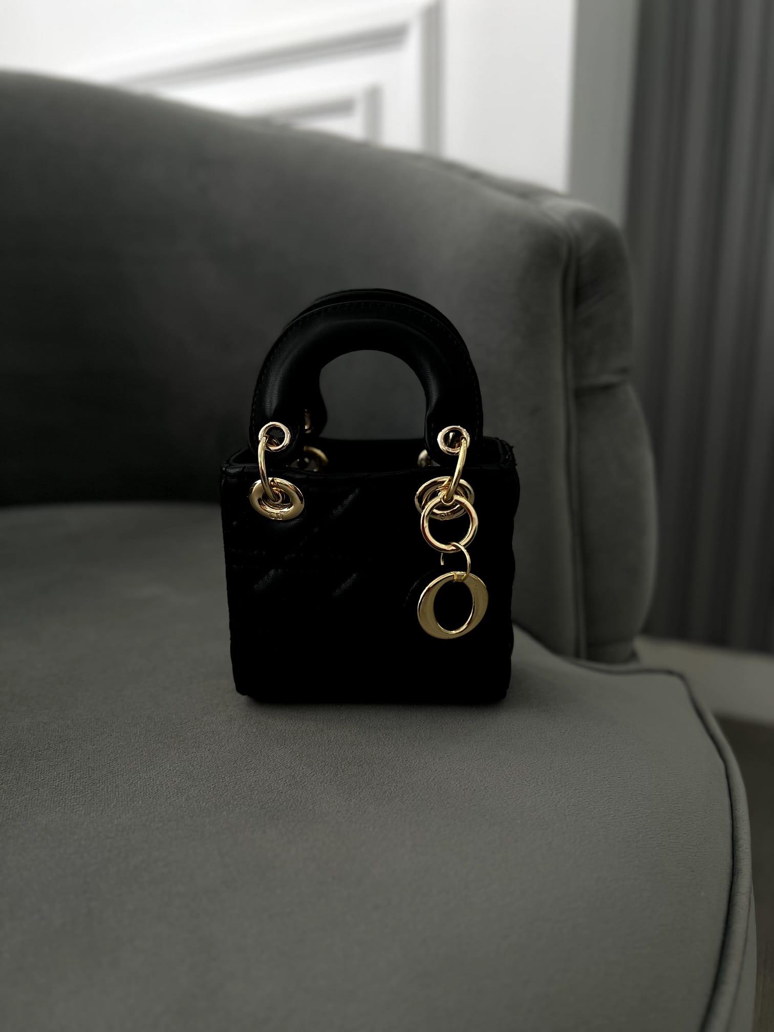 Mini Siyah  Çanta – Mat Deri Zincir Askılı