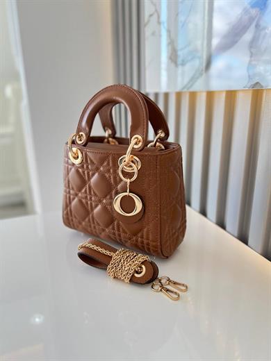  MAT TABA KADIN ÇANTA 