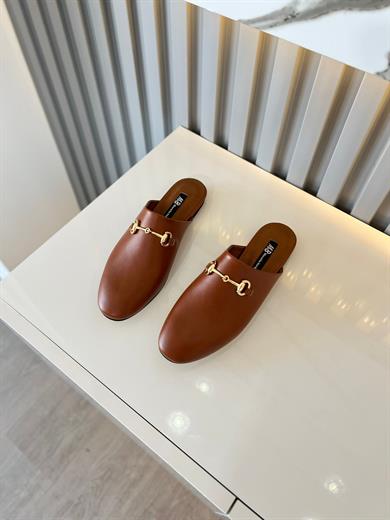 Altın Tokalı Taba Kadın Terlik .Düz Taban