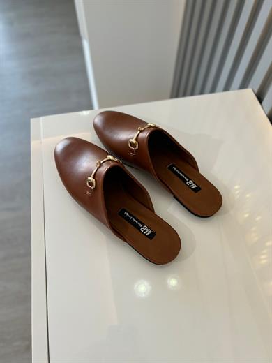 Altın Tokalı Taba Kadın Terlik .Düz Taban