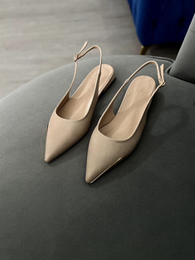 bej gold uç detaylı babet . Şık, rahat ve tam kalıptır. 36–43 numara.